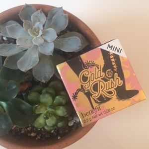 Benefit “Gold Rush” blush | 0.08 oz. (mini)